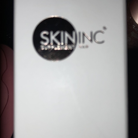 COPY - SKiN INC / SERUM GLOW FILTER - Picture 4 of 8